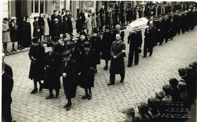 begrafenisMortsel9april1943a 001