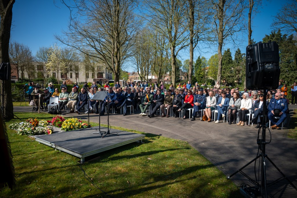 De huidige afbeelding heeft geen alternatieve tekst. De bestandsnaam is: 2025-04-05-152.jpg