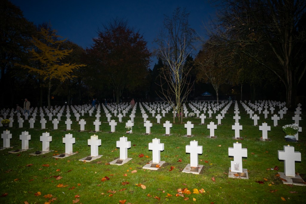 De huidige afbeelding heeft geen alternatieve tekst. De bestandsnaam is: 2025-11-01-65.jpg